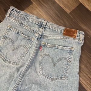 Levi’s rib cage straight ankle